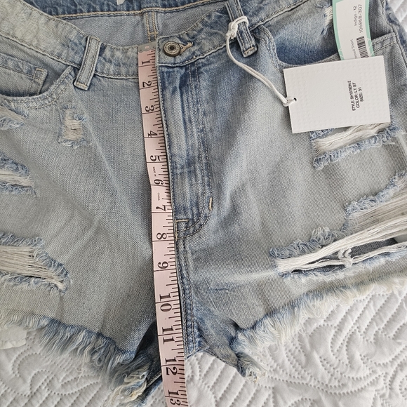 Kancan Distressed Denim Shorts - Picture 11 of 14